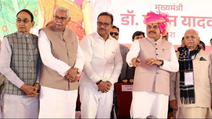 राज्य सरकार बढ़ा रही है राशि, बहनों को प्रशिक्षित कर जोड़ेंगे रोजगार से : मुख्यमंत्री डॉ. यादव