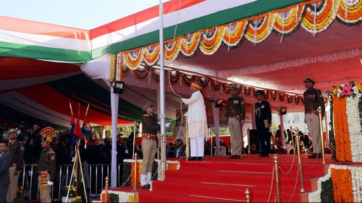 Governor Shri Mangubhai Patel hoists national flag at a state level function