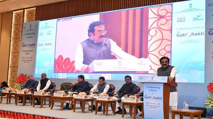 गति शक्ति ने सड़क निर्माण को विज्ञान और तकनीक से जोड़ा : लोक निर्माण मंत्री श्री सिंह