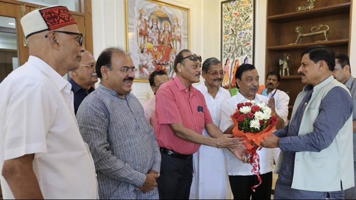 मुख्यमंत्री डॉ. यादव से भोपाल उत्सव मेला समिति के प्रतिनिधि मंडल ने की भेंट