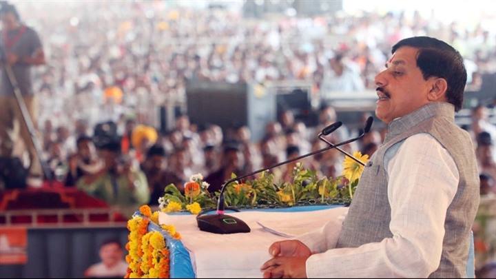 कृषि एवं उद्यानिकी में नवाचार और उन्नत तकनीकों से बढ़ाएंगे उत्पादन क्षमता : मुख्यमंत्री डॉ. यादव