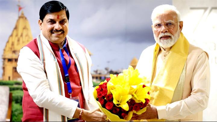 प्रधानमंत्री श्री मोदी से मुख्यमंत्री डॉ. मोहन यादव ने की भेंट
