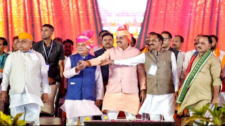 बहनों के कल्याण और उनके चेहरे पर मुस्कान लाने के लिए प्रतिबद्ध है राज्य सरकार: मुख्यमंत्री डॉ. यादव