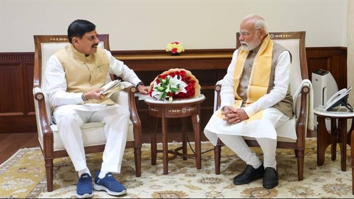 प्रधानमंत्री श्री मोदी से मुख्यमंत्री डॉ. यादव ने नई दिल्ली में की सौजन्य भेंट