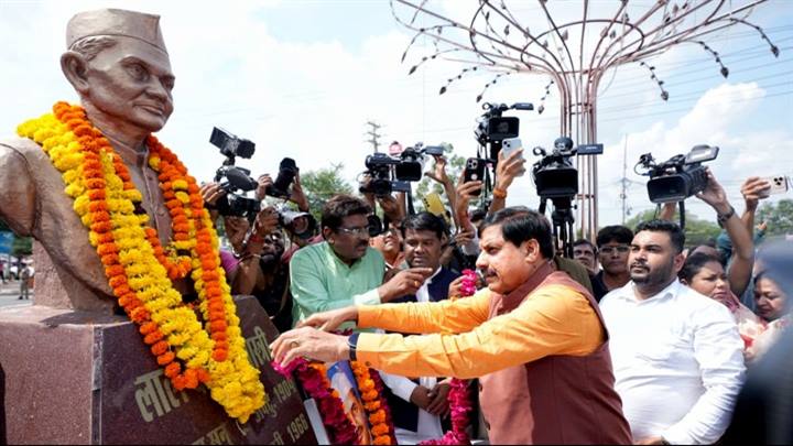 मुख्यमंत्री डॉ. यादव ने पूर्व प्रधानमंत्री भारत रत्न श्रद्धेय लाल बहादुर शास्त्री का किया स्मरण