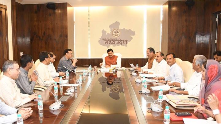 म.प्र. जन अभियान परिषद् शासकीय योजनाओं और कार्यक्रमों को अधिक समाज अनुकूल बनाने में सहयोग करे : मुख्यमंत्री डॉ. यादव