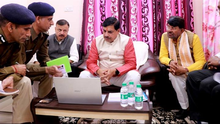 नक्सल गतिविधियों के नियंत्रण में जीरो टॉलरेंस की नीति का हो पालन: मुख्यमंत्री डॉ. यादव