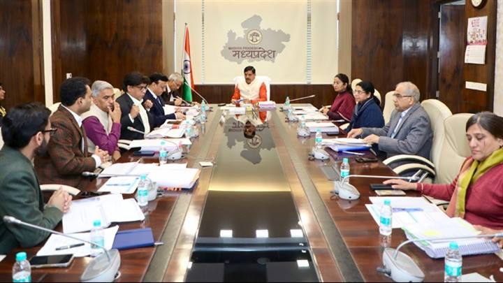 नगरीय विकास परियोजनाओं को विकसित भारत @2047 के लक्ष्य के अनुरूप किया जाए क्रियान्वित: मुख्यमंत्री डॉ. यादव