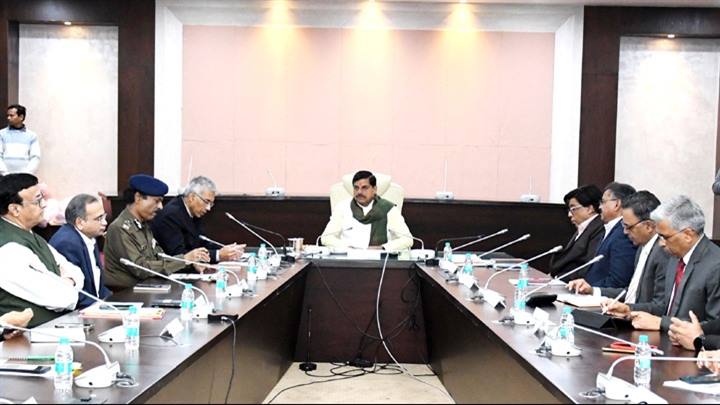 विकास गतिविधियों और जनकल्याणकारी योजनाओें के क्रियान्वयन में पारदर्शिता सुनिश्चित कर जबावदेहिता करना होगा तय : मुख्यमंत्री डॉ. यादव