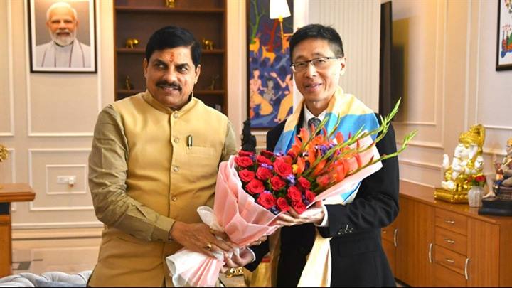 मध्यप्रदेश और सिंगापुर, इंडस्ट्री इंटीग्रेटेड ट्रेनिंग-ग्रीन टेक्नोलॉजी और स्मार्ट सिटी सॉल्युशन्स के क्षेत्र में सहयोग बढ़ाएंगे : मुख्यमंत्री डॉ. यादव